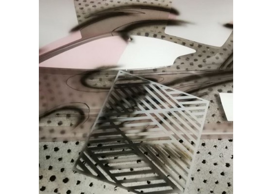 Kit con vernice e stencil Parcheggio moto | Seton Kit con vernice e stencil Parcheggio moto | Seton